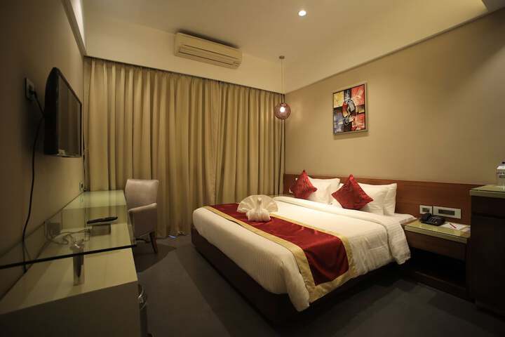 Room 17 of 43