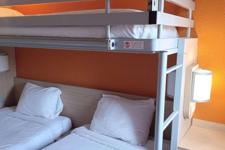 Room 7 of 46
