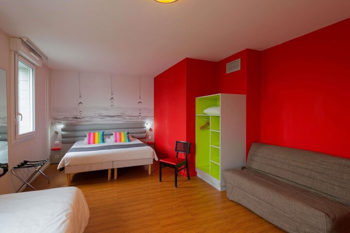Room 26 of 44