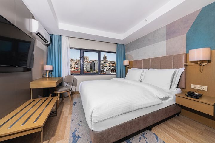 Room 15 of 70