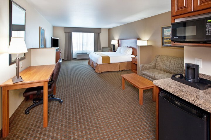 Room 31 of 77