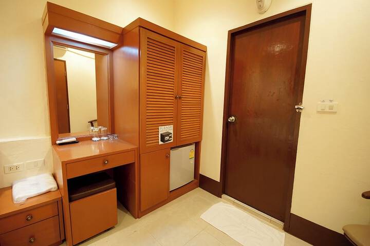 Room 20 of 31