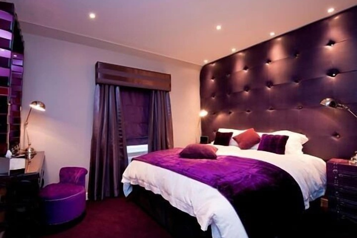 Room 12 of 71