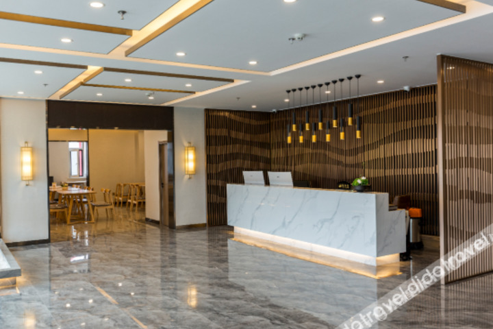 Hotel Interior 11 of 18