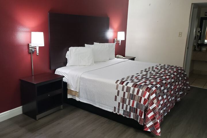Room 7 of 22