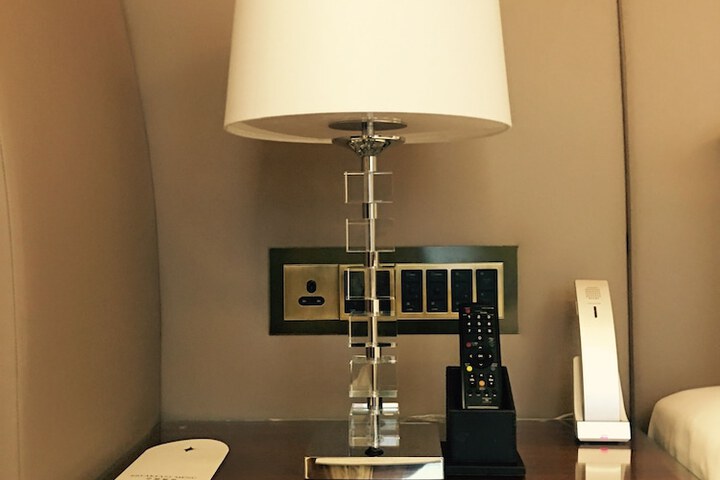Room 6 of 61