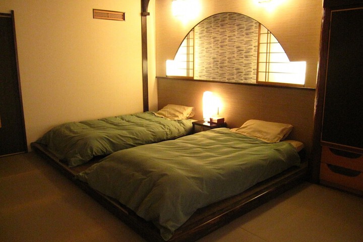 Room 28 of 124
