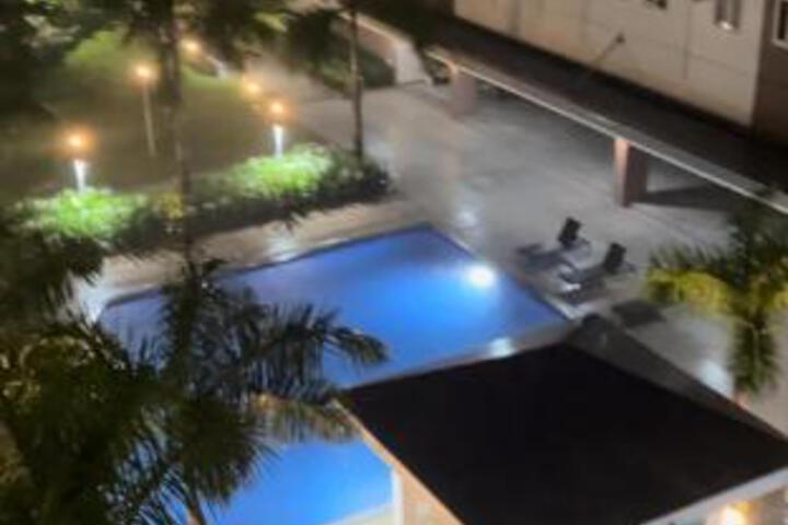 Pool 4 of 21