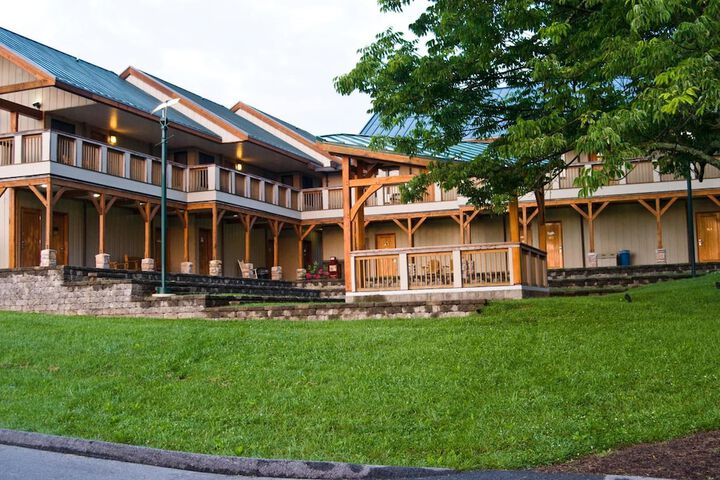 Property Grounds 41 of 47