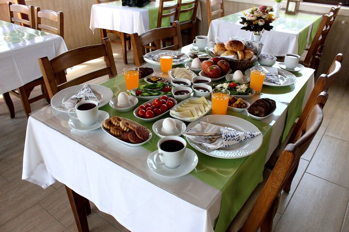 Breakfast/Coffee Service 27 of 41