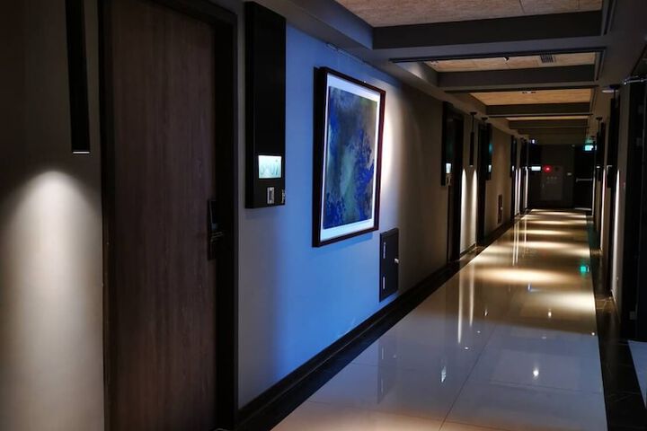 Ballroom/Hall 48 of 57