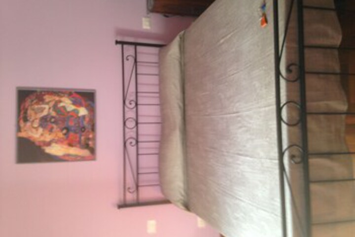 Room 11 of 14