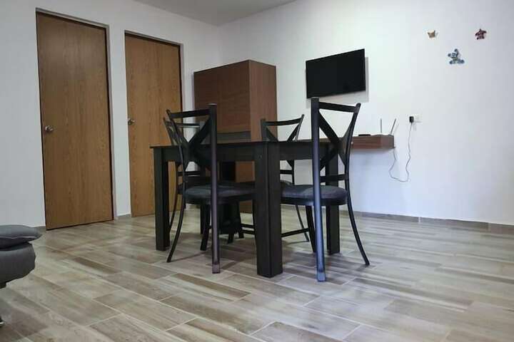 Room 16 of 83