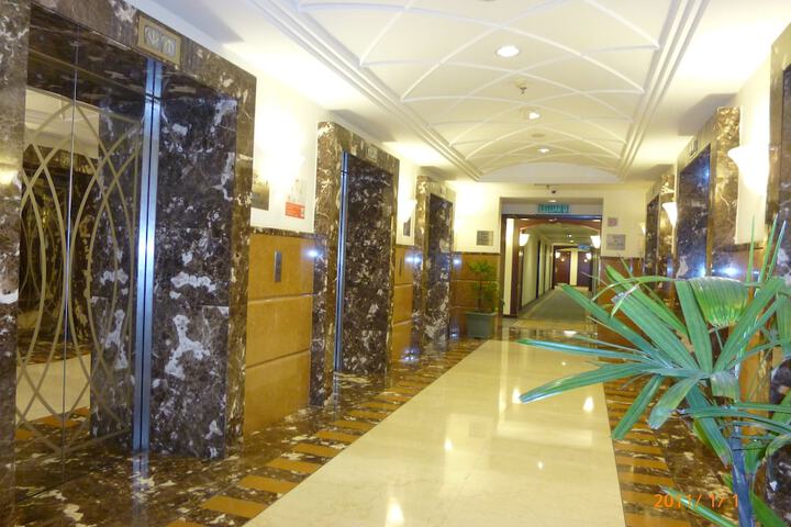 Ballroom/Hall 58 of 63