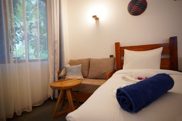 Room 35 of 70