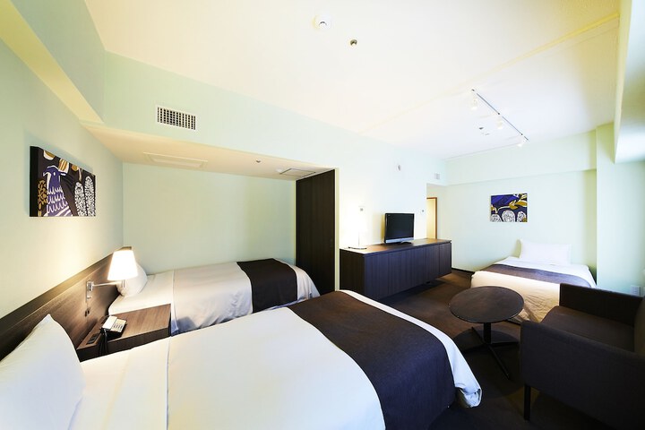 Room 15 of 75