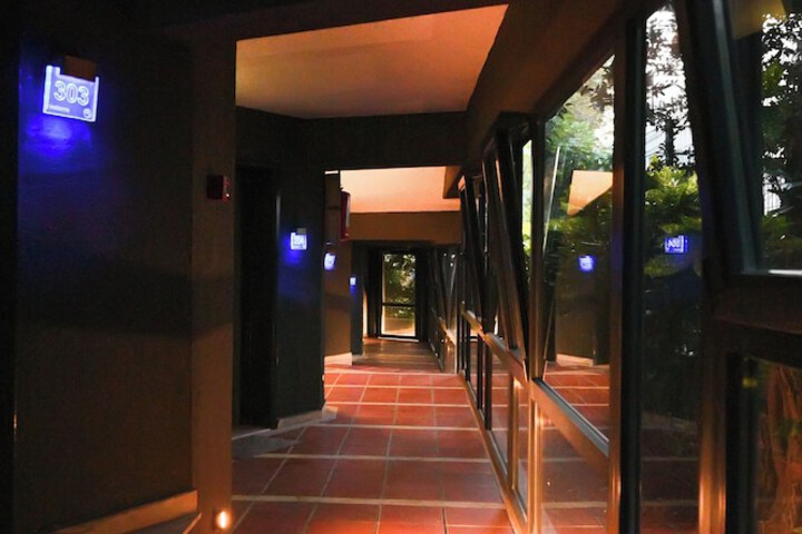 Room 26 of 62
