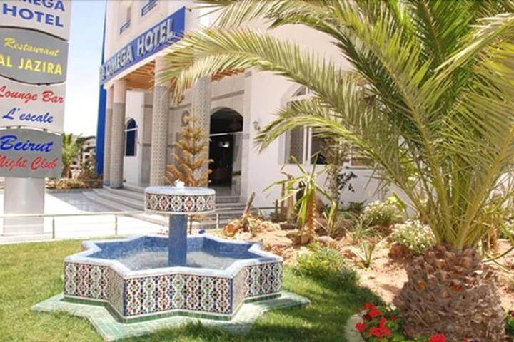 Hotel Exterior 48 of 48