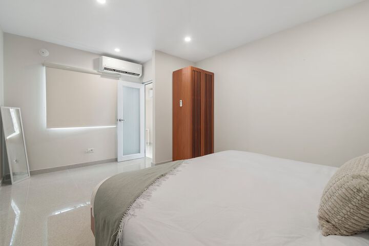 Room 71 of 123