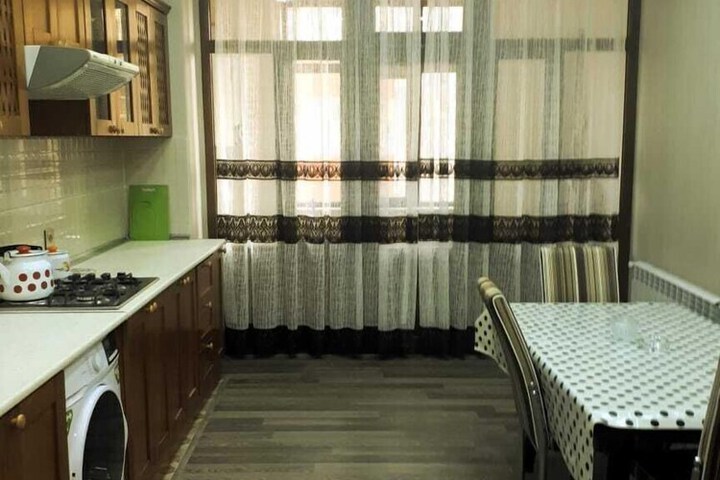 Room 8 of 17