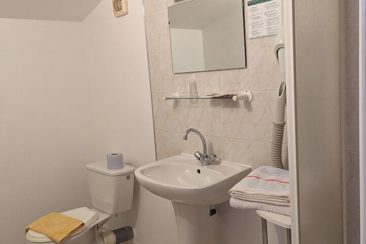Room 29 of 48