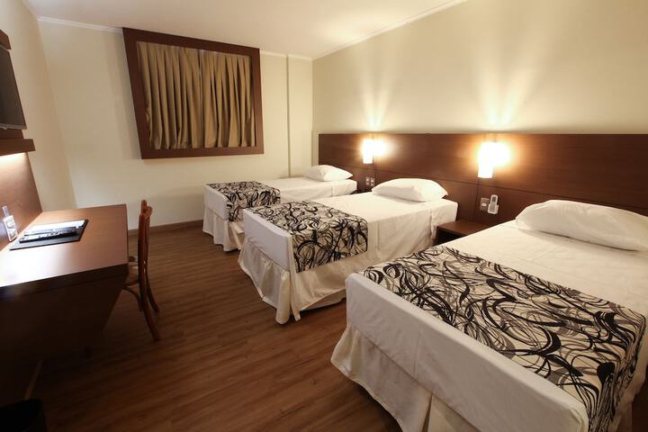 Room 10 of 45