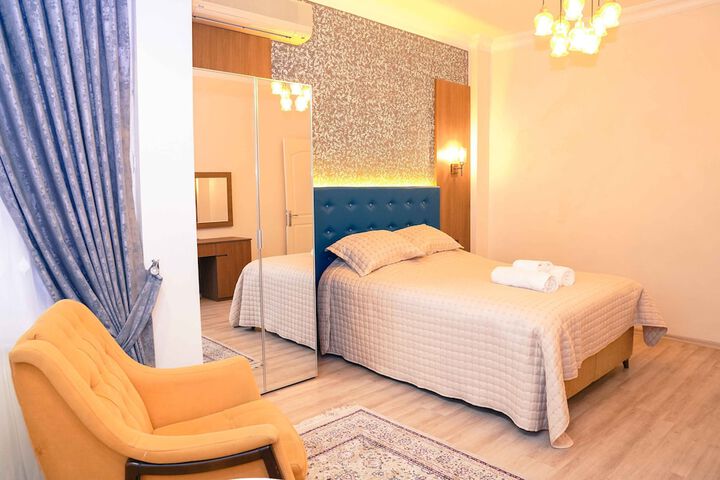 Room 93 of 117