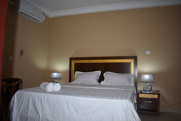 Room 19 of 30