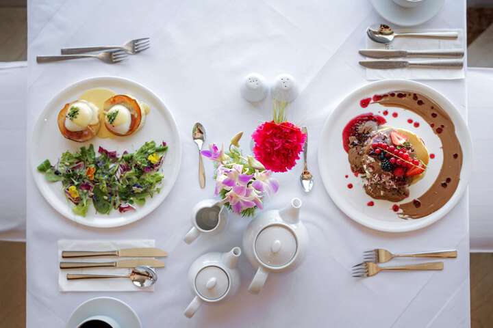 Breakfast meal