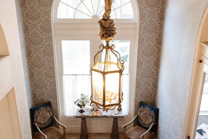 Entrance & Lobby