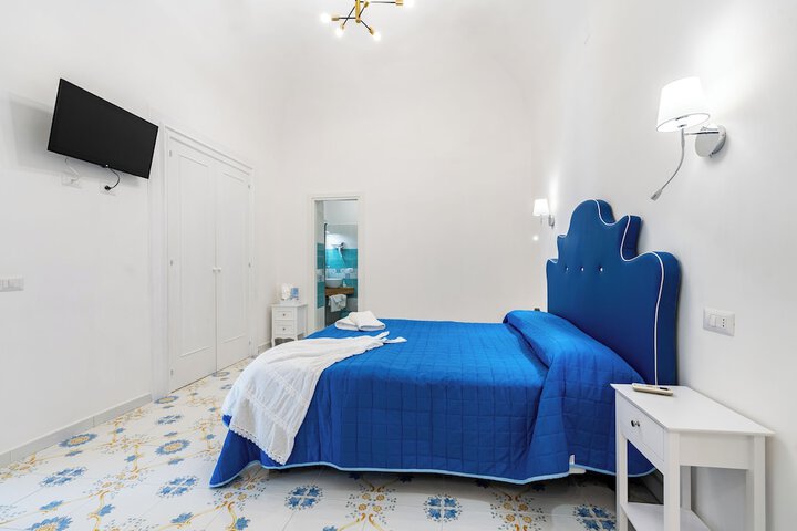 Room 40 of 84