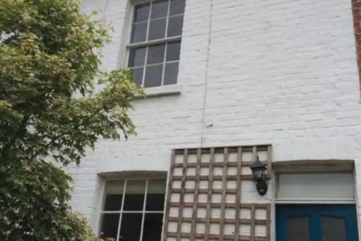 Bright 3 Bedroom Home Near Cowley Road