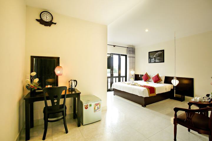 Room 13 of 68