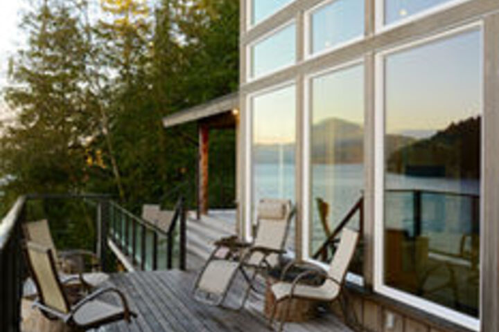 Sundeck 38 of 40