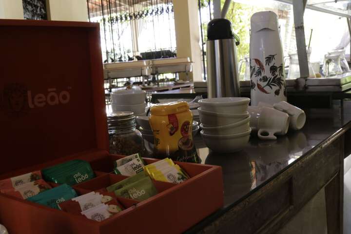 Breakfast/Coffee Service 26 of 38