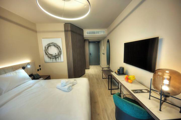 Room 15 of 71