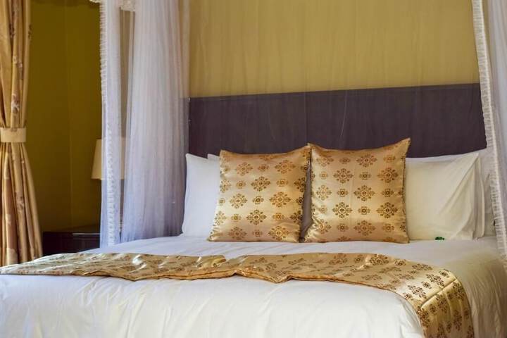 Exterior of Chikho Hotel Mponela