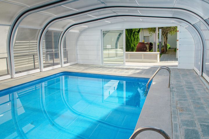 Pool 33 of 72