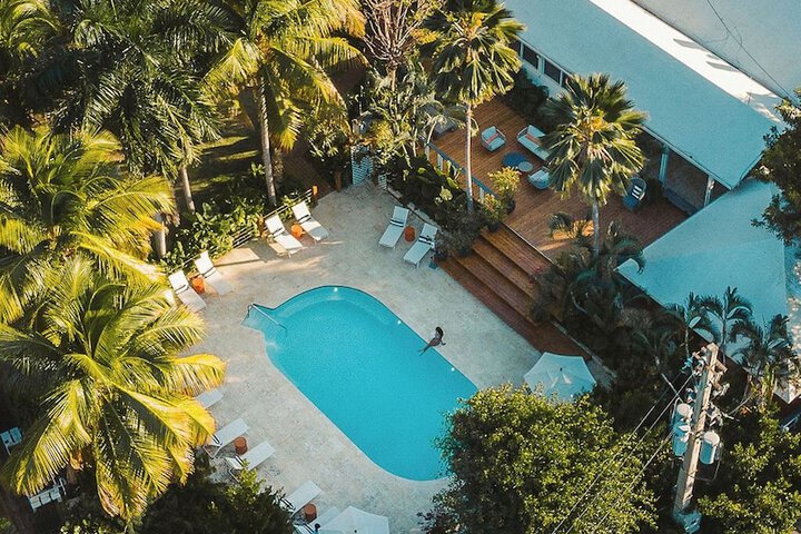 Pool 64 of 122