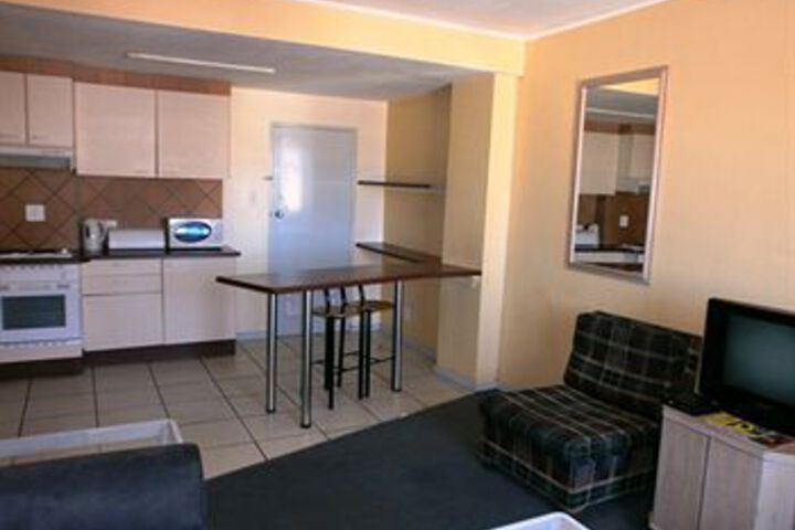 Room 26 of 101