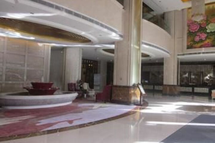 Hotel Interior 86 of 101