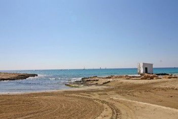 Beach 13 of 38