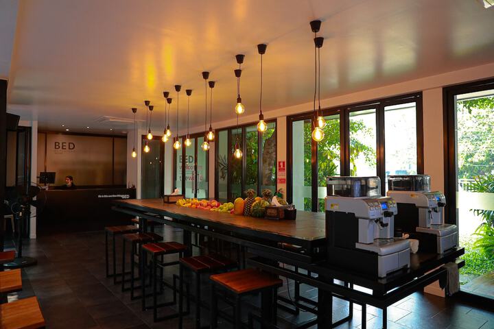 Guest Lobby