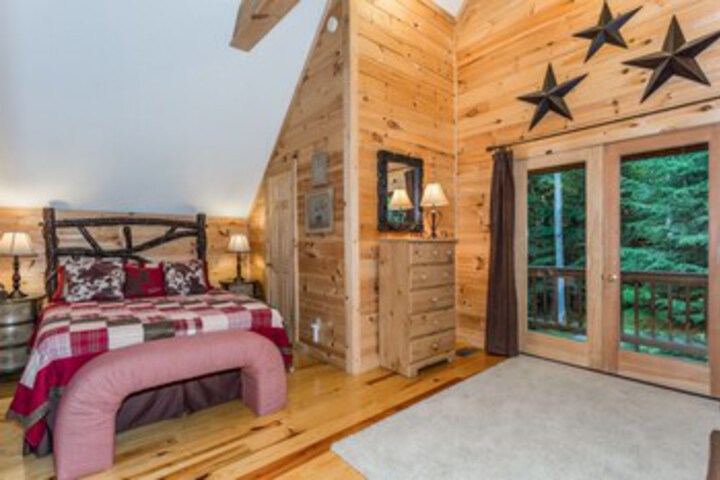 Room 15 of 18
