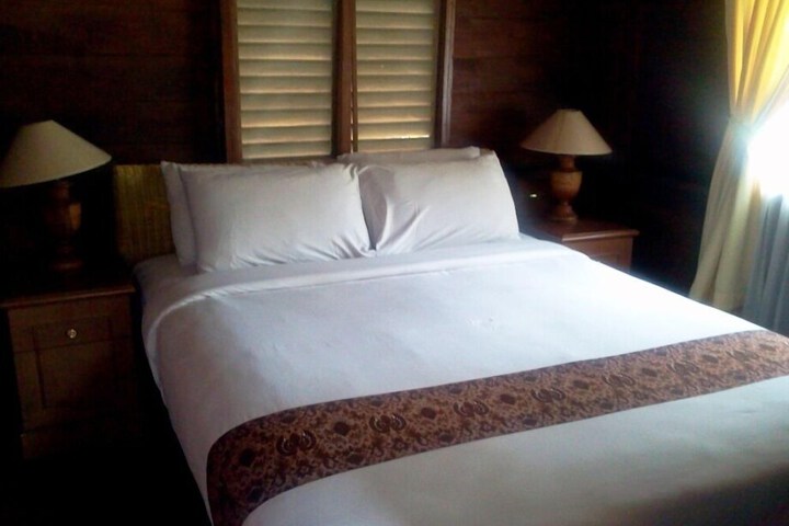 Room 7 of 34