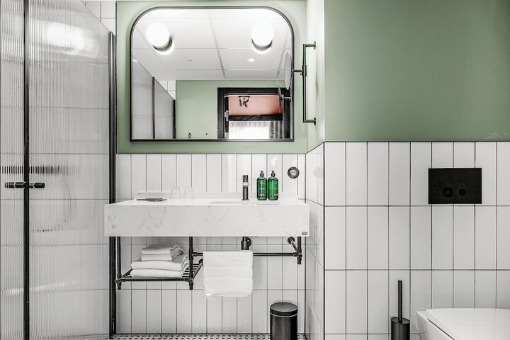 Room 50 of 88