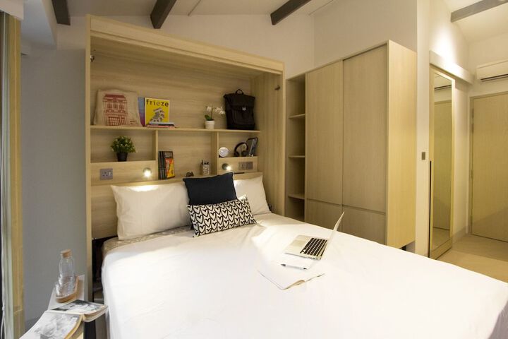 Room 22 of 43