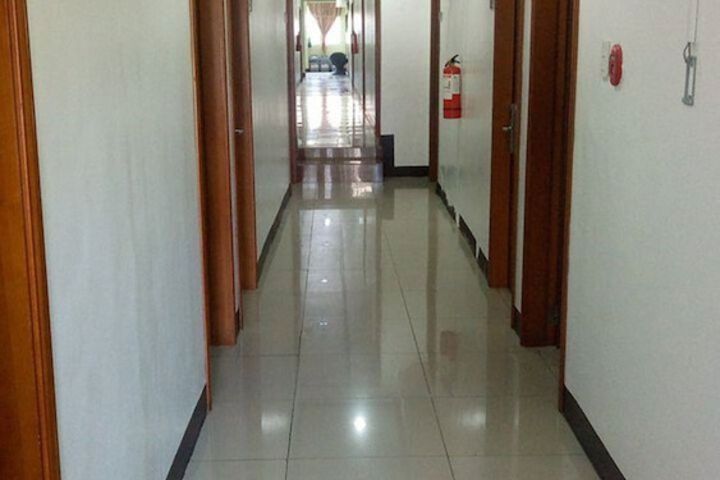 Ballroom/Hall 13 of 18