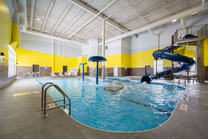 Hotel with Pool