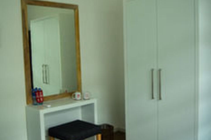 Room 15 of 27